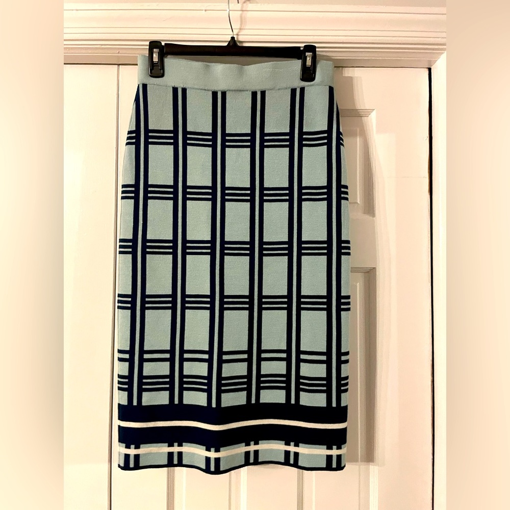 Medium sweater skirt